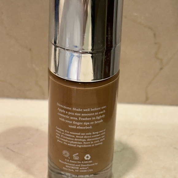 🎀☀️Macrene Actives High Performance Tinted Moisturizer in Medium Deep - Picture 3 of 5